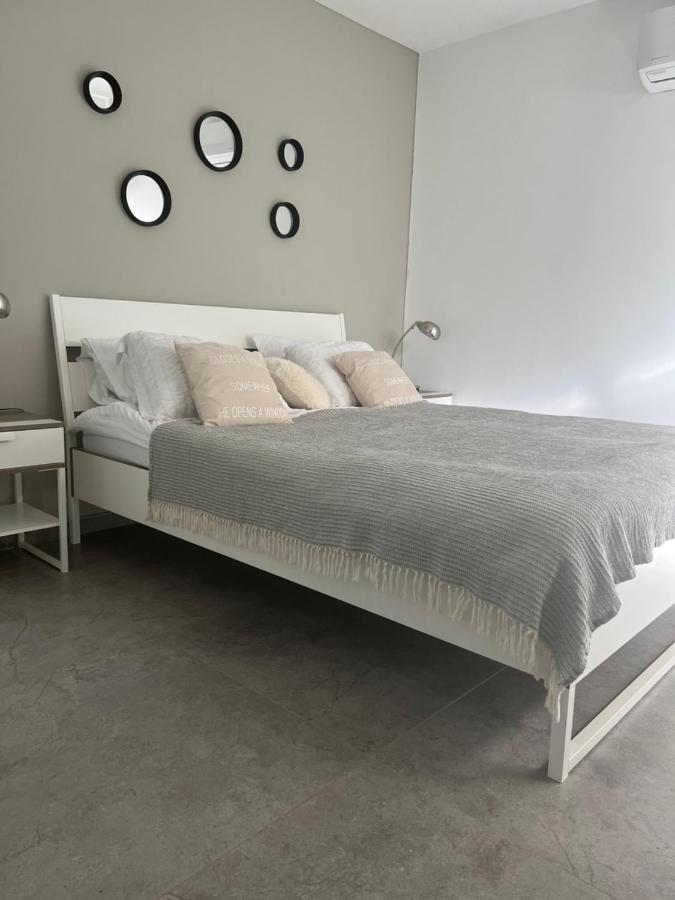 Eilat Suite Boutique Bagian luar foto